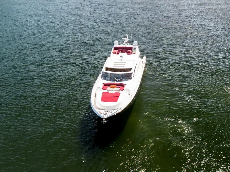 Slide: The Image of Sunseeker Predator 84 2013 - 6