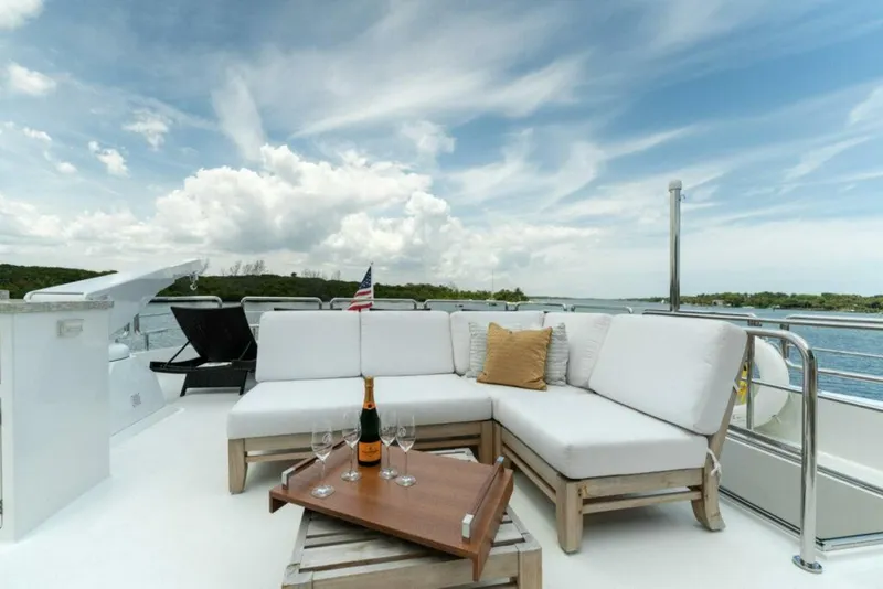 Slide: The Image of Ocean Alexander 100 Motor Yacht 2019 - 12