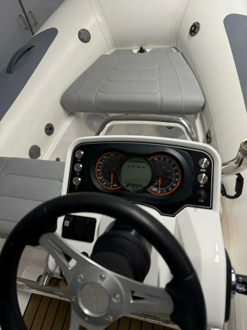 Slide: The Image of Williams Sportjet 345 2024 - 2