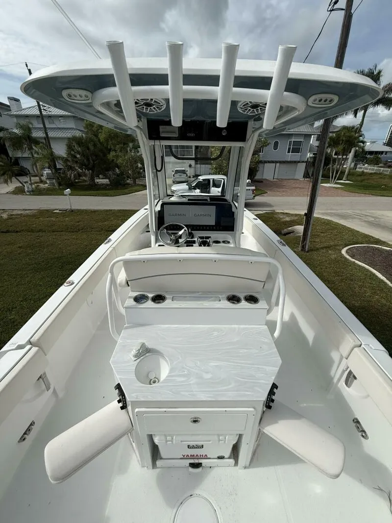 Slide: The Image of Sea Hunt Escape 28 Center Console 2025 - 2
