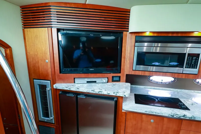 Slide: The Image of Cruisers Yachts 520 Express 2007 - 28