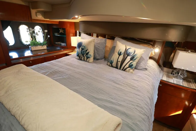 Slide: The Image of Cruisers Yachts 520 Express 2007 - 36