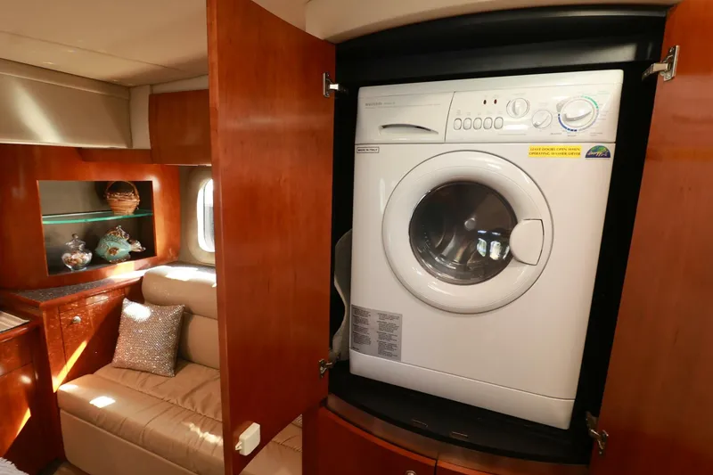 Slide: The Image of Cruisers Yachts 520 Express 2007 - 44