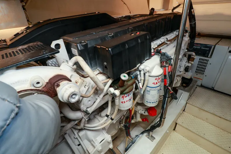 Slide: The Image of Cruisers Yachts 520 Express 2007 - 50