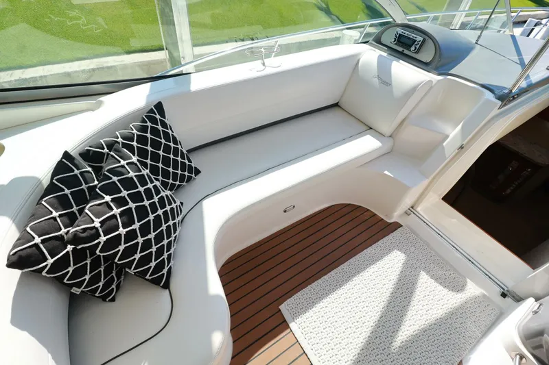 Slide: The Image of Cruisers Yachts 520 Express 2007 - 7