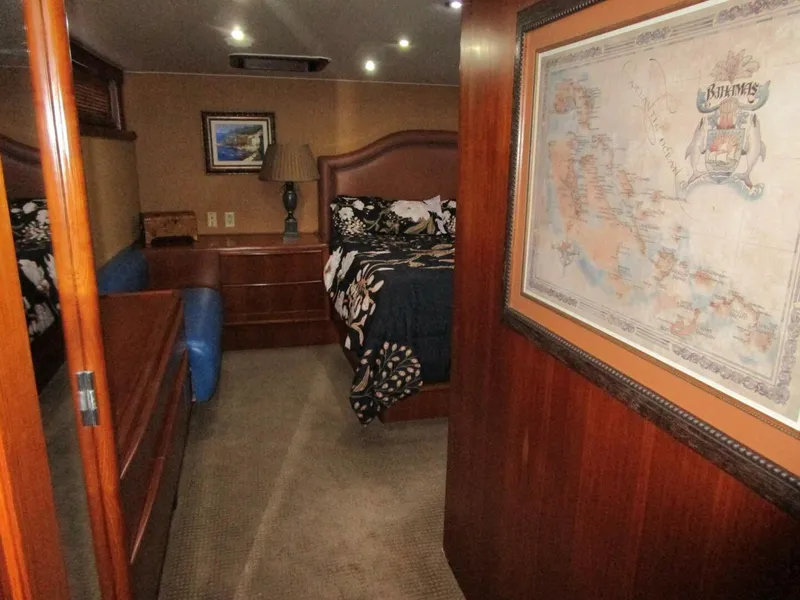 Slide: The Image of Viking Cockpit Motor Yacht 1990 - 18