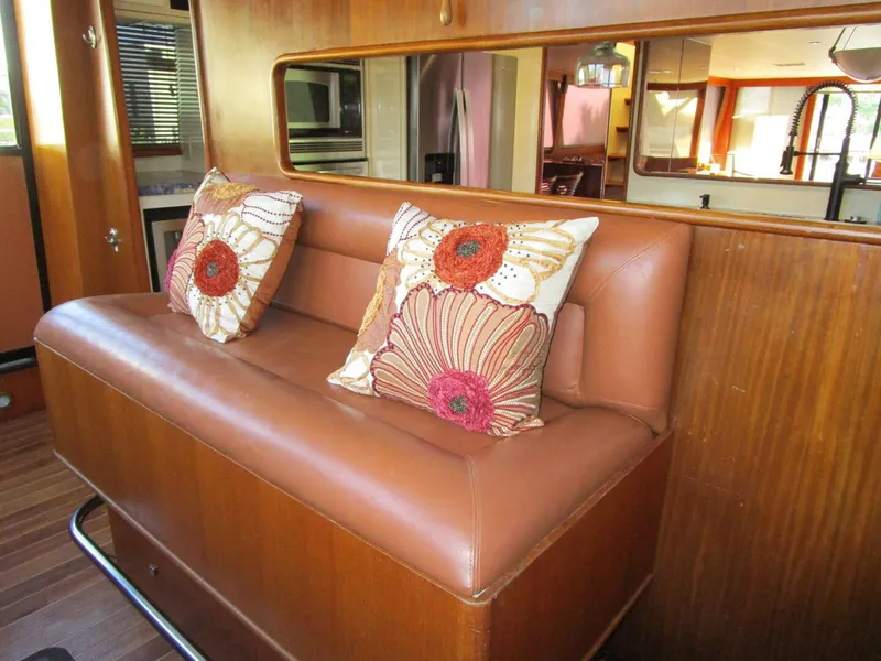 Slide: The Image of Viking Cockpit Motor Yacht 1990 - 2