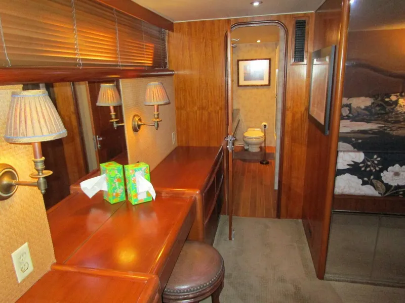Slide: The Image of Viking Cockpit Motor Yacht 1990 - 22