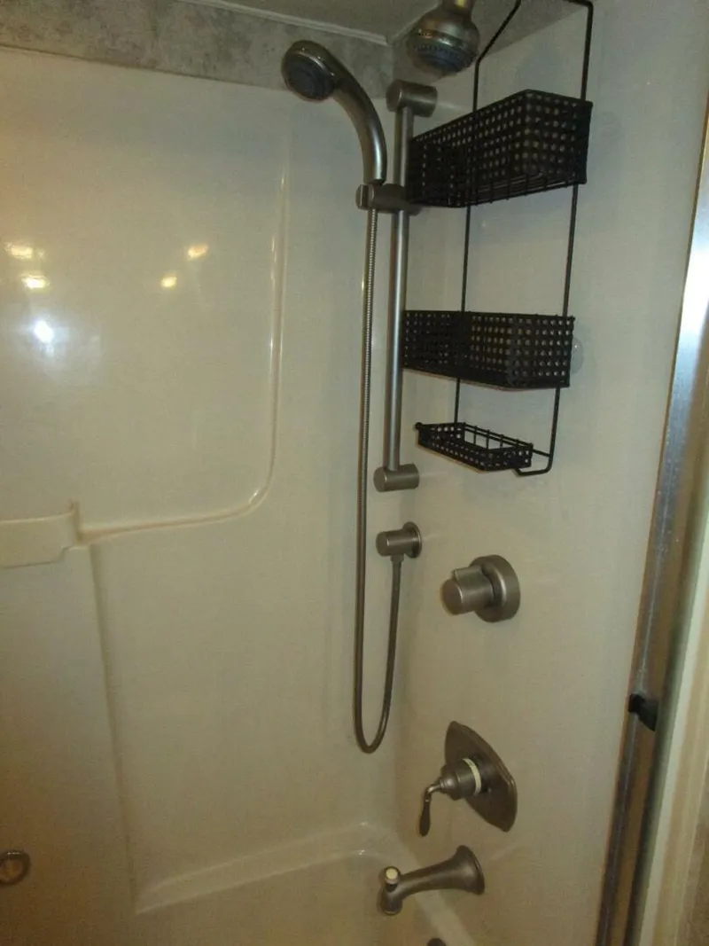 Slide: The Image of Viking Cockpit Motor Yacht 1990 - 25