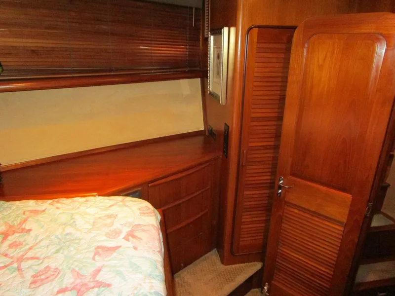 Slide: The Image of Viking Cockpit Motor Yacht 1990 - 30