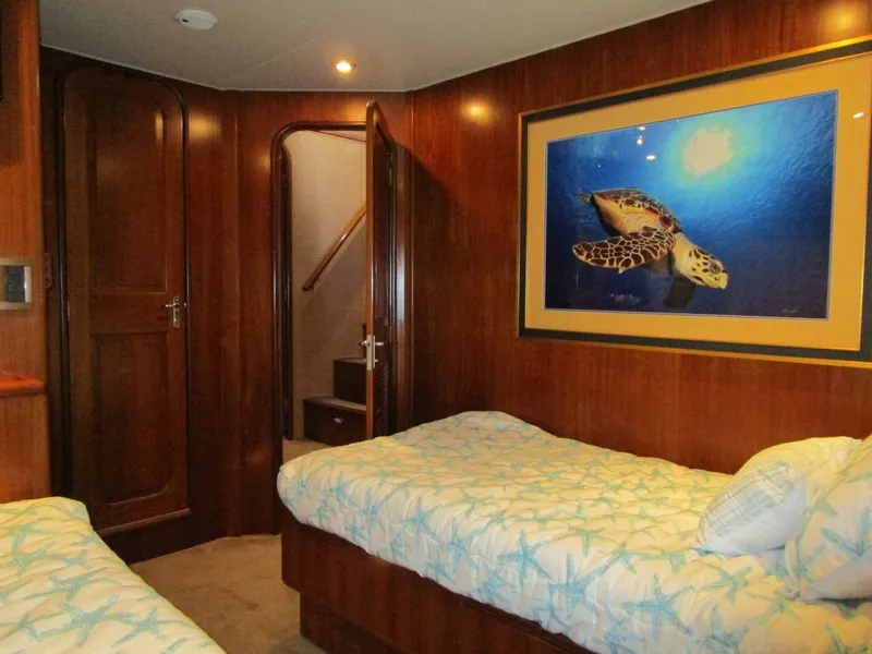 Slide: The Image of Viking Cockpit Motor Yacht 1990 - 34