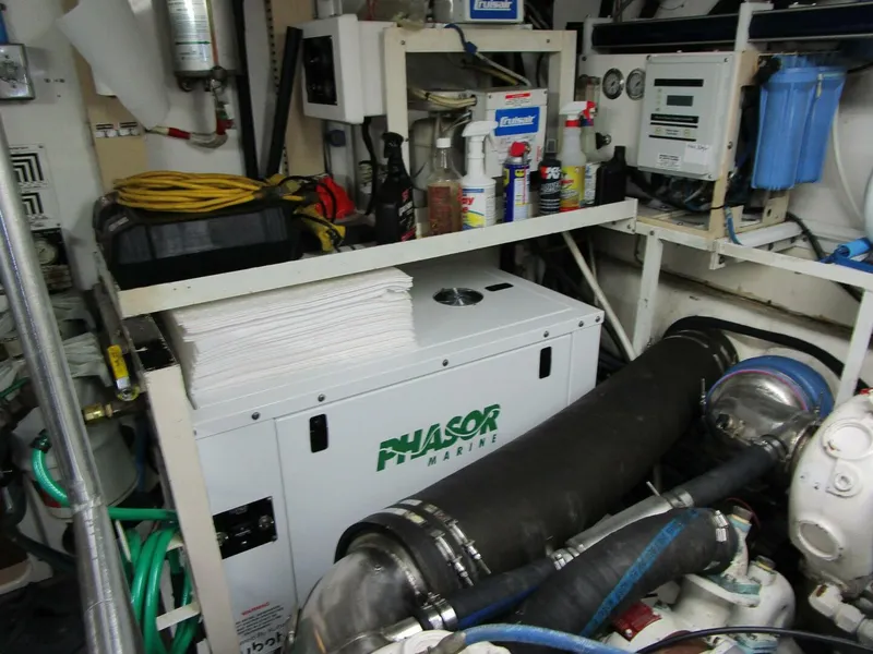 Slide: The Image of Viking Cockpit Motor Yacht 1990 - 63