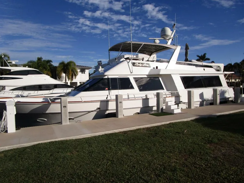 Slide: The Image of Viking Cockpit Motor Yacht 1990 - 70