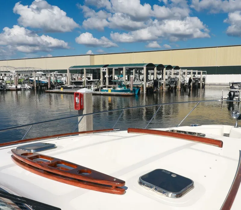 Slide: The Image of Chris-Craft 2005 - 10
