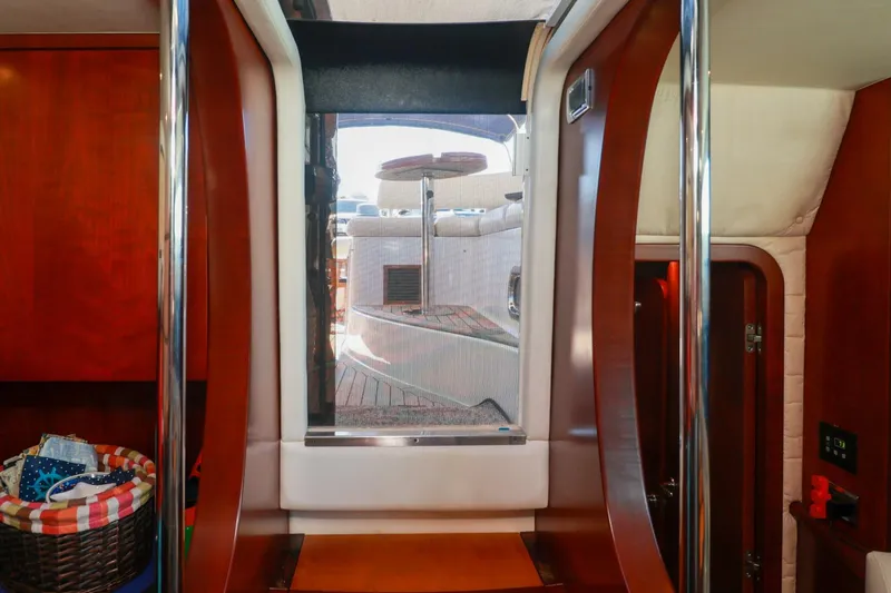 Slide: The Image of Chris-Craft 2005 - 24