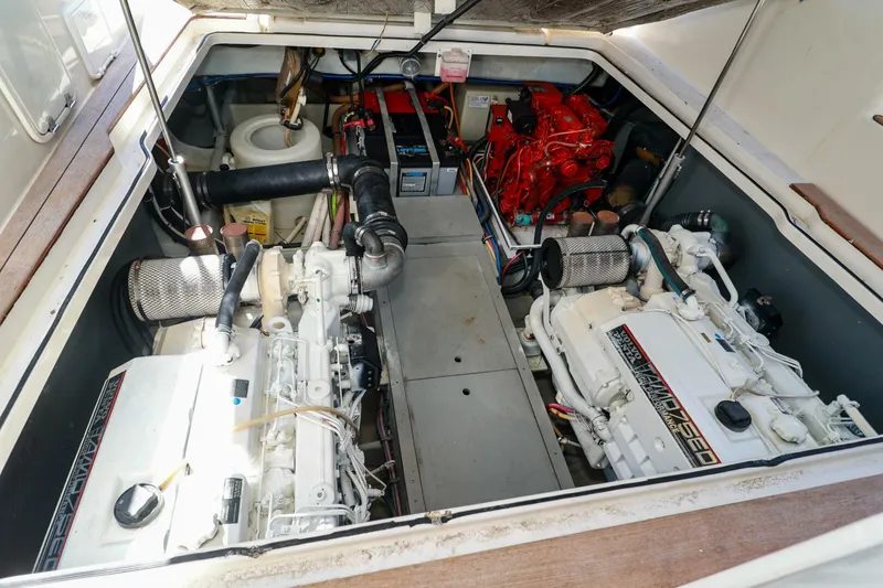 Slide: The Image of Chris-Craft 2005 - 60