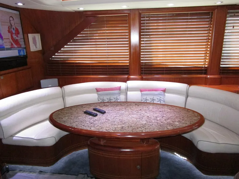 Slide: The Image of Striker 62 Convertible 1989 - 10