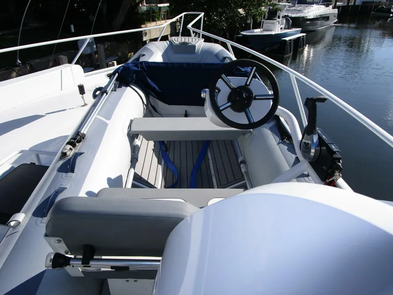 Slide: The Image of Striker 62 Convertible 1989 - 40