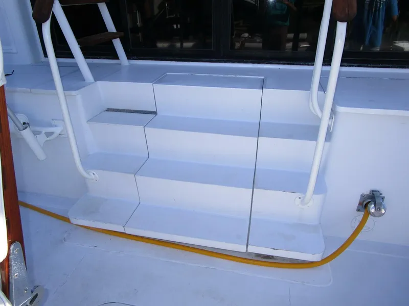 Slide: The Image of Striker 62 Convertible 1989 - 50