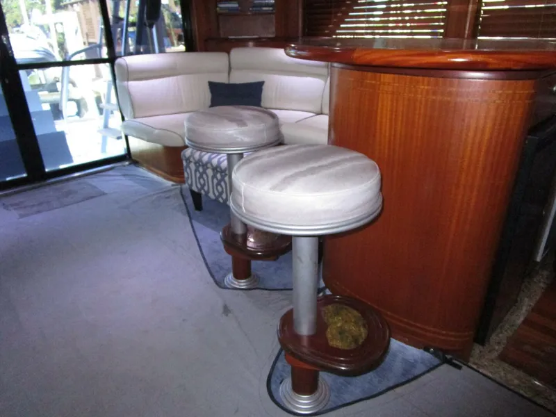 Slide: The Image of Striker 62 Convertible 1989 - 8