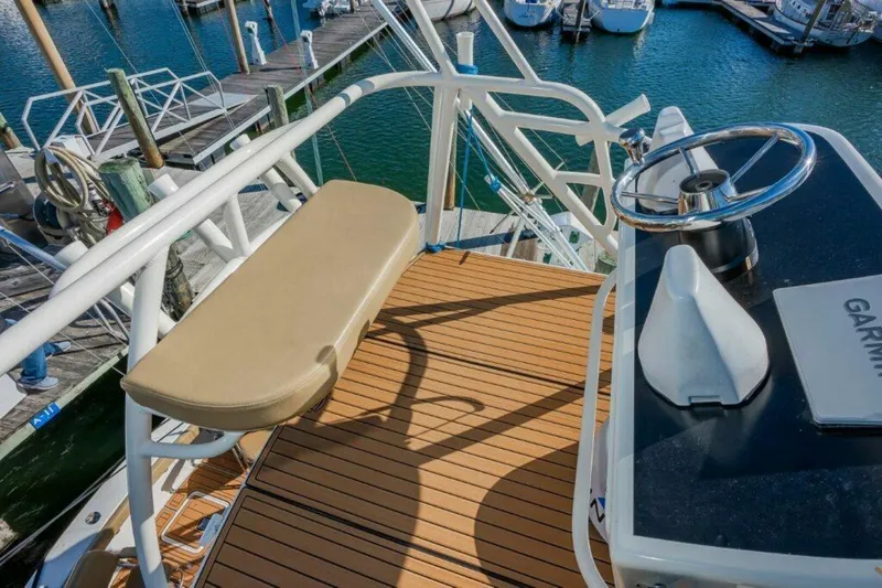 Slide: The Image of Custom Carolina Island Boatworks 34 Express 1987 - 13