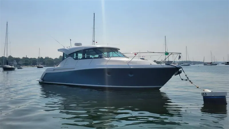 Slide: The Image of Tiara C39 Coupe 2017 - 3