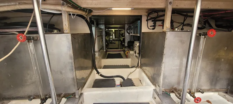 Slide: The Image of Offshore 48 Sedan 1989 - 27