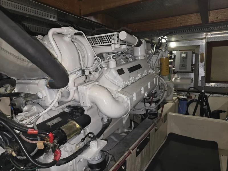 Slide: The Image of Offshore 48 Sedan 1989 - 32