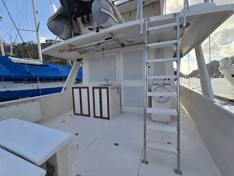 Slide: The Image of Offshore 48 Sedan 1989 - 36