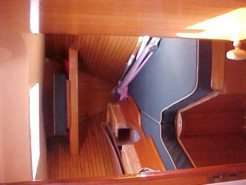 Slide: The Image of Farrier FAST 410 Masthead Sloop 1986 - 17