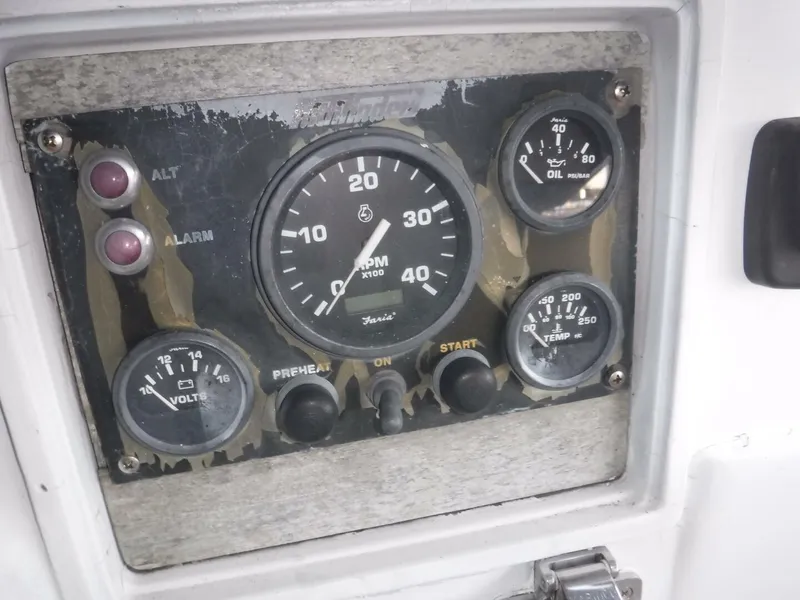 Slide: The Image of Farrier FAST 410 Masthead Sloop 1986 - 5
