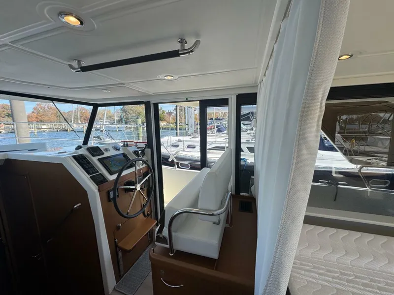 Slide: The Image of Beneteau 2023 - 42