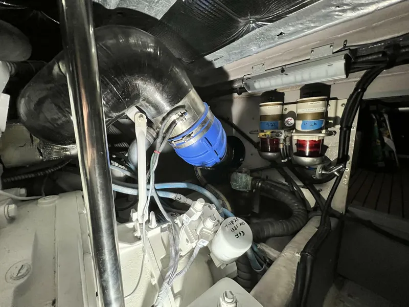 Slide: The Image of Sea Ray 480 Sedan Bridge 2003 - 51