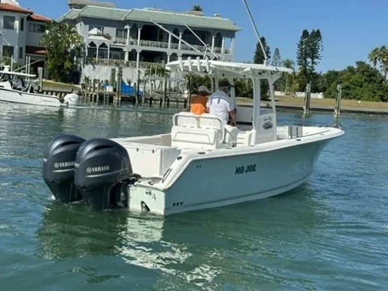 Slide: The Image of Sea Hunt 27 Gamefish Forward Seating 2014 - 11