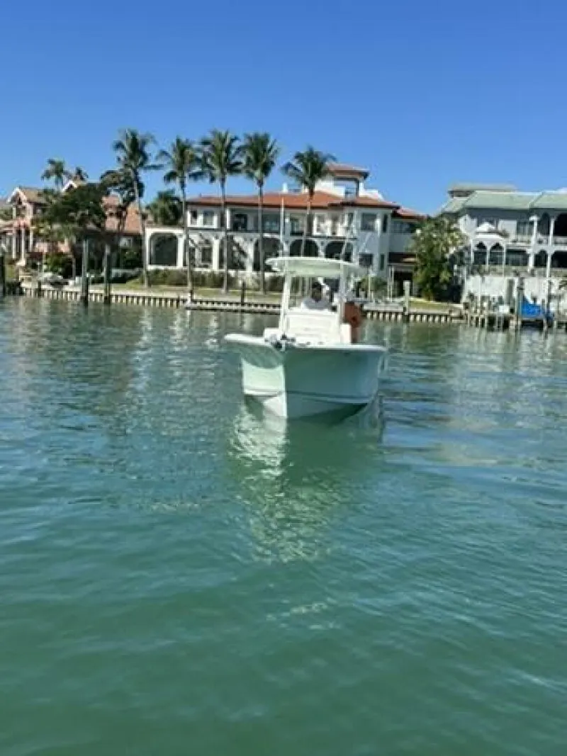 Slide: The Image of Sea Hunt 27 Gamefish Forward Seating 2014 - 16