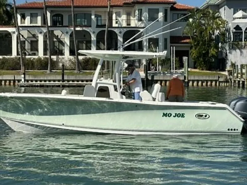 Slide: The Image of Sea Hunt 27 Gamefish Forward Seating 2014 - 19