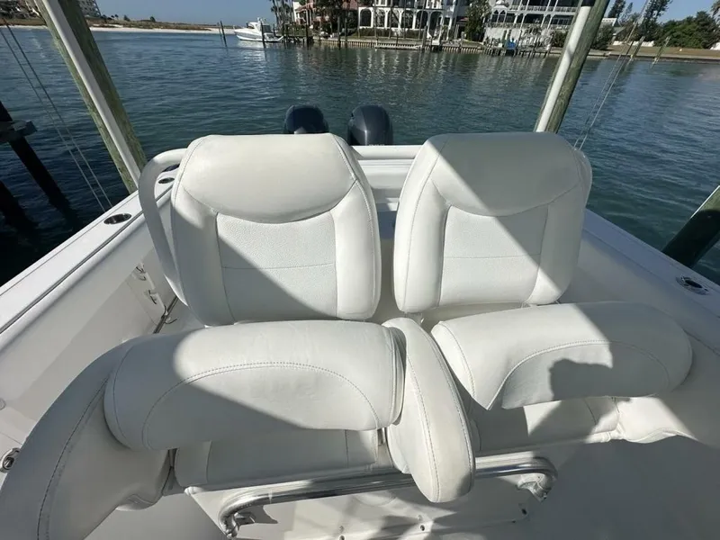 Slide: The Image of Sea Hunt 27 Gamefish Forward Seating 2014 - 33