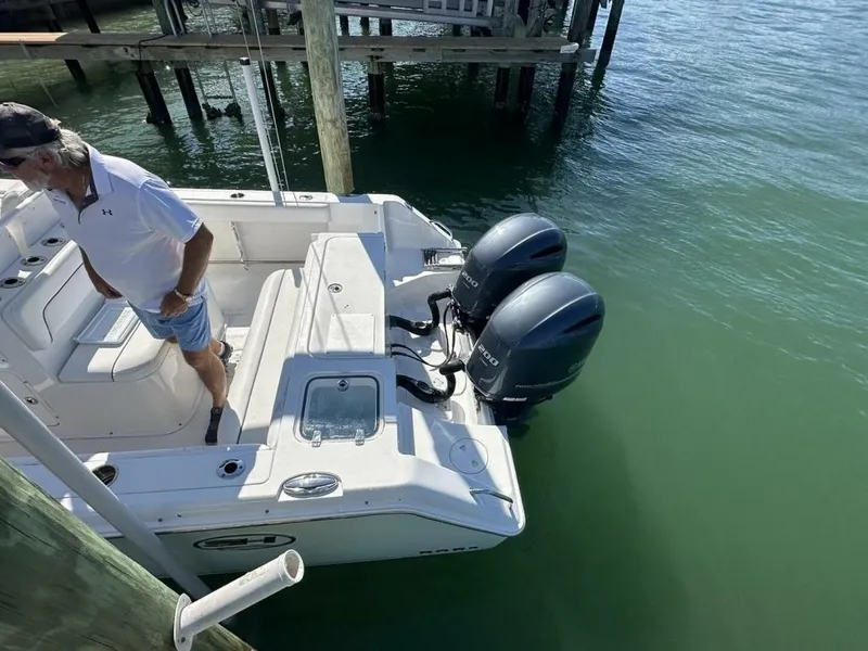 Slide: The Image of Sea Hunt 27 Gamefish Forward Seating 2014 - 46