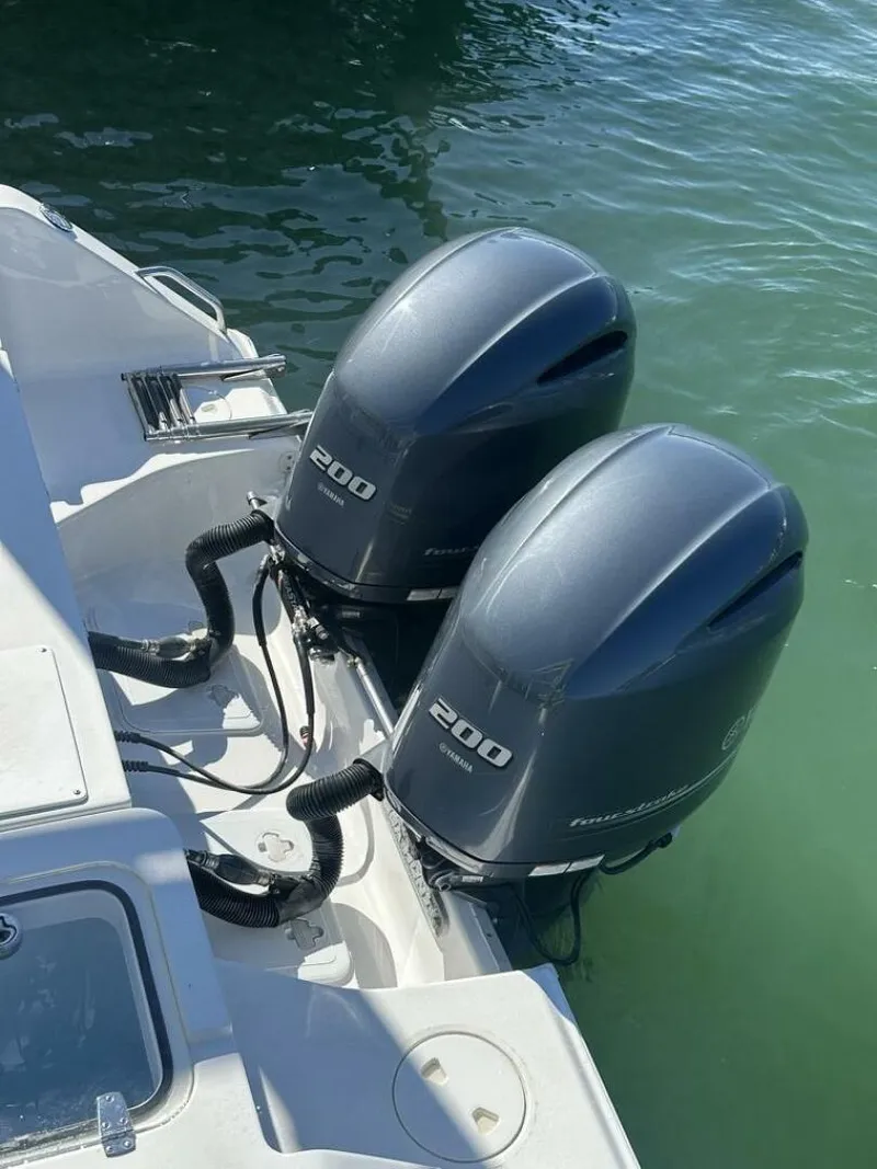 Slide: The Image of Sea Hunt 27 Gamefish Forward Seating 2014 - 49