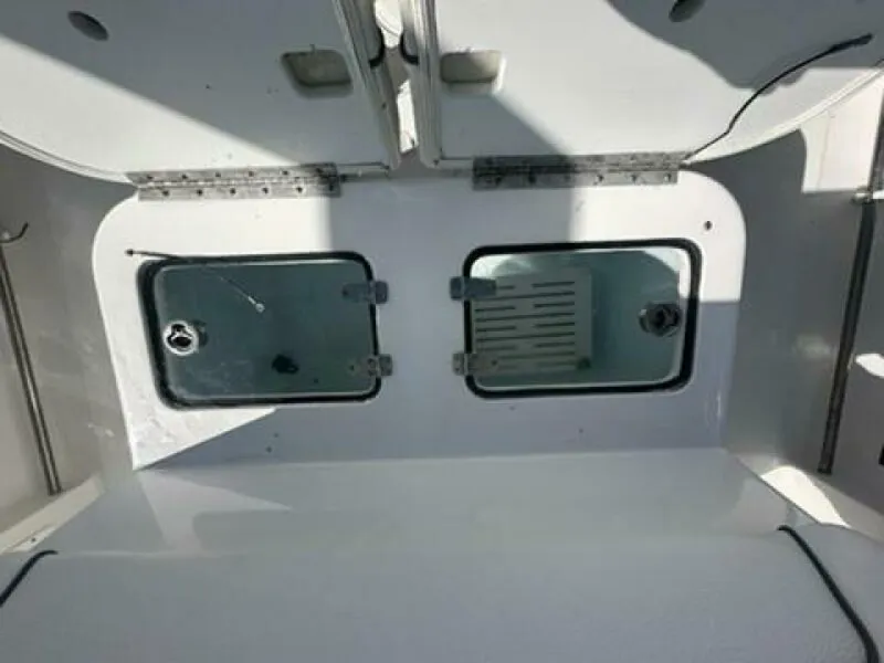 Slide: The Image of Sea Hunt 27 Gamefish Forward Seating 2014 - 58