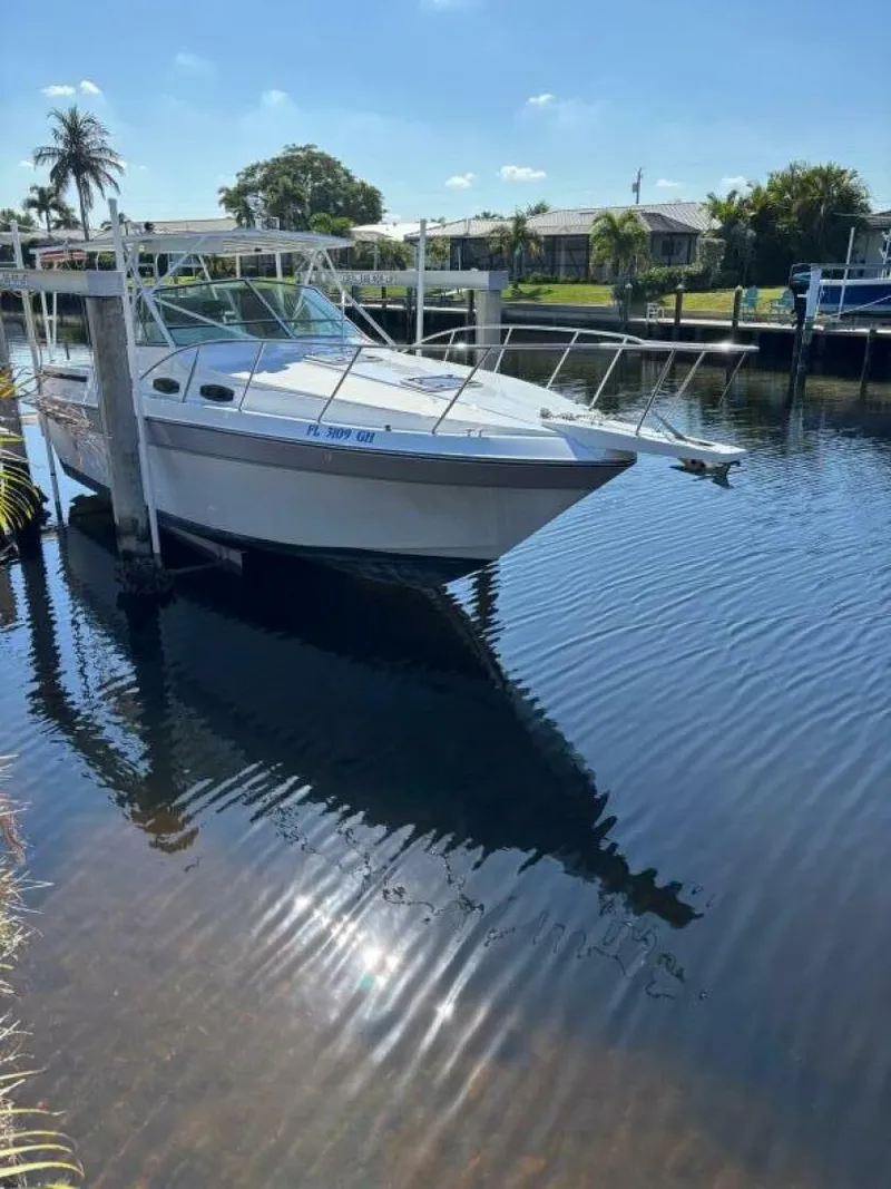 Slide: The Image of Chris-Craft 284 1987 - 13