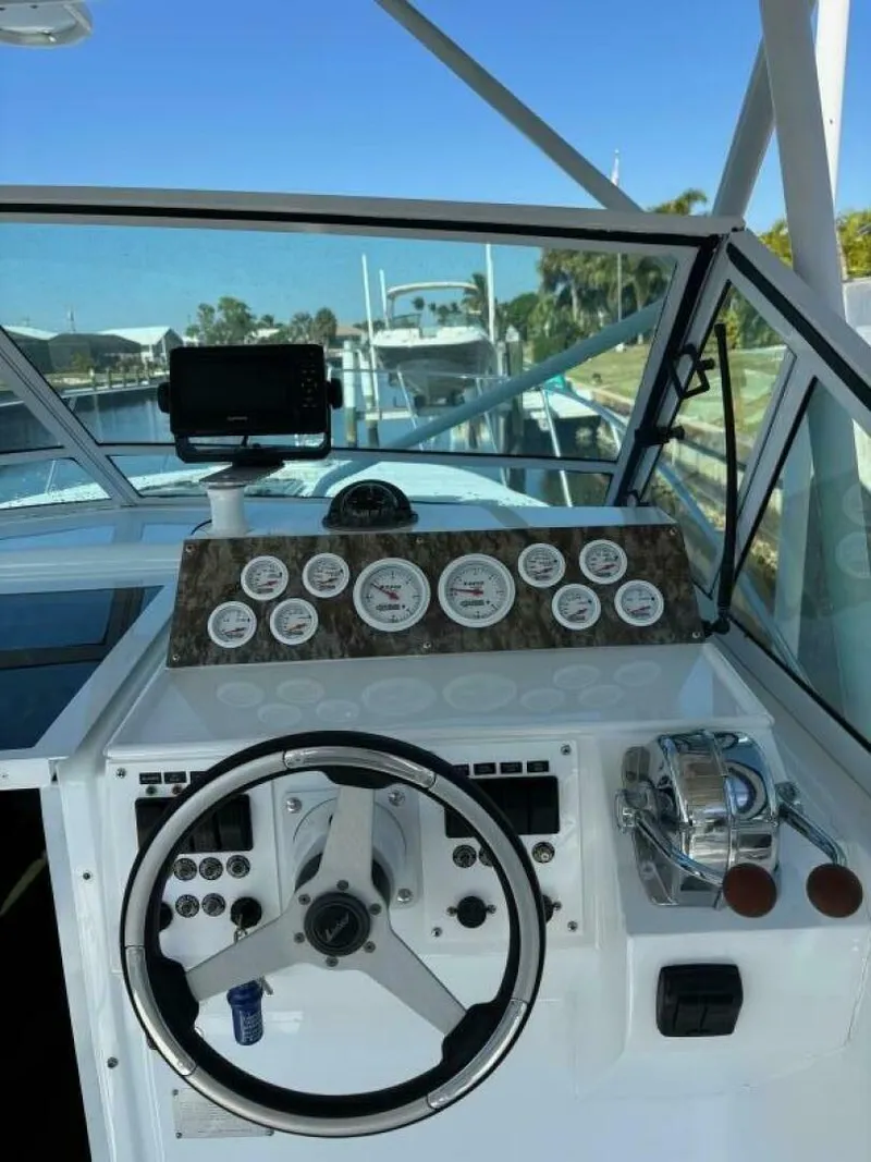 Slide: The Image of Chris-Craft 284 1987 - 9