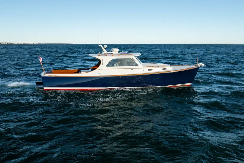 Slide: The Image of Hinckley Yachts Hinckley Picnic Boat 36 EP 2007 - 3