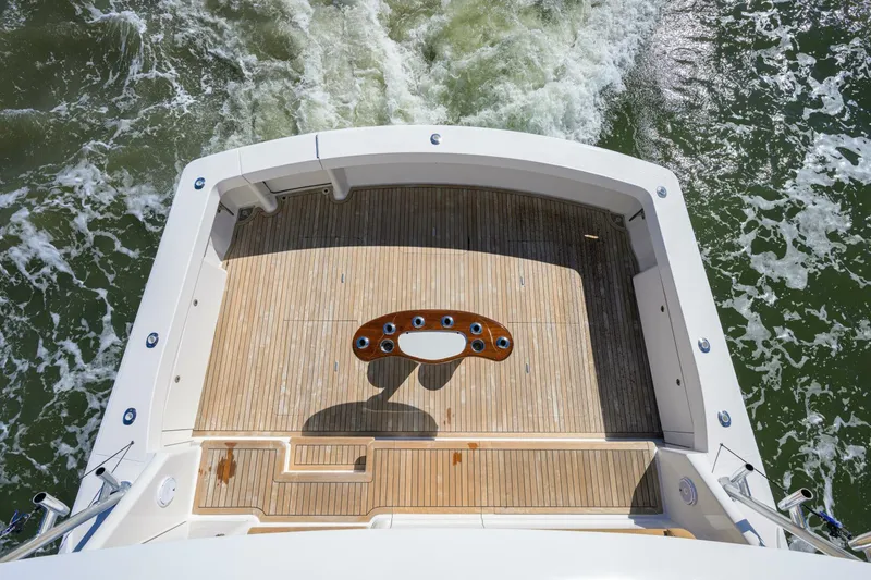Slide: The Image of Viking 64 Convertible 2007 - 46