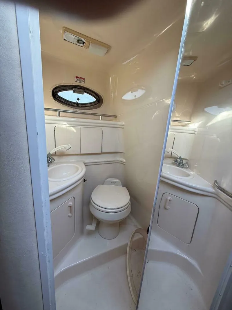 Slide: The Image of Sea Ray 280 2003 - 11