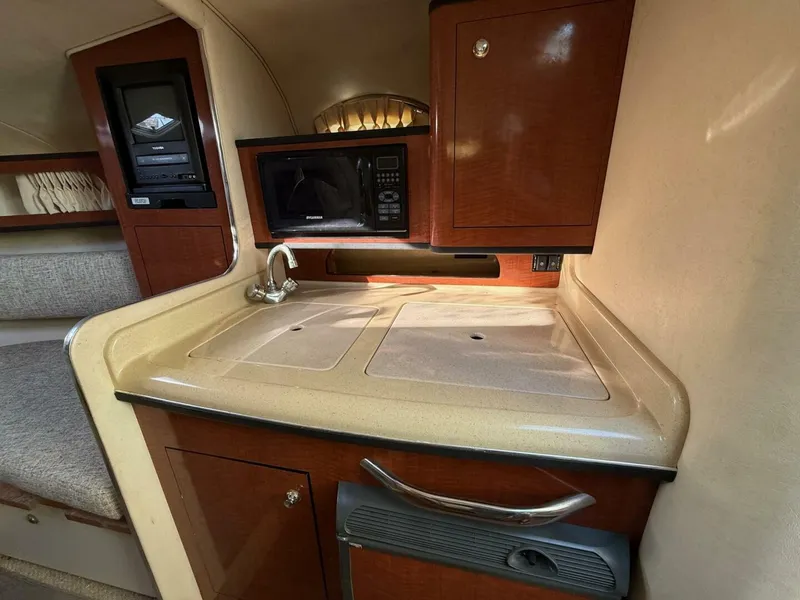 Slide: The Image of Sea Ray 280 2003 - 9