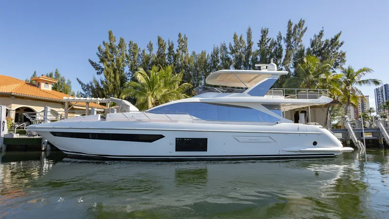 The Image of Azimut Fly 2021 - 0