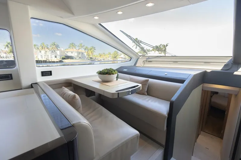 Slide: The Image of Azimut Fly 2021 - 22