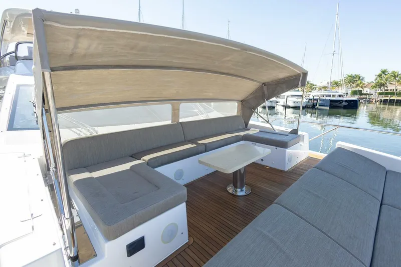 Slide: The Image of Azimut Fly 2021 - 66
