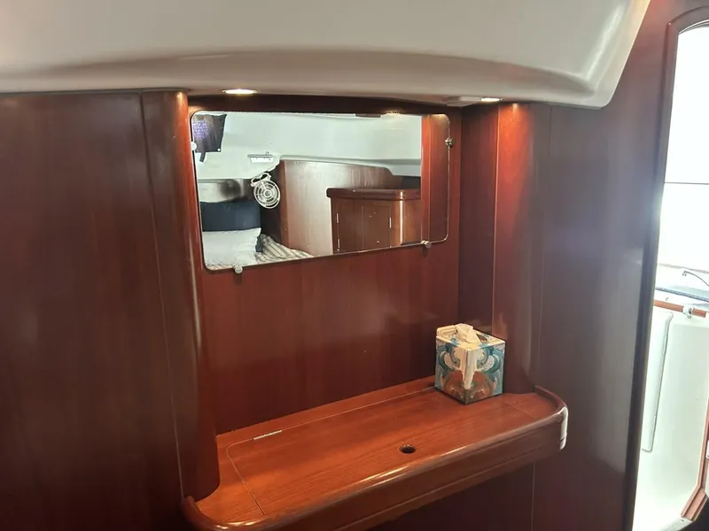 Slide: The Image of Beneteau 42cc 2003 - 24